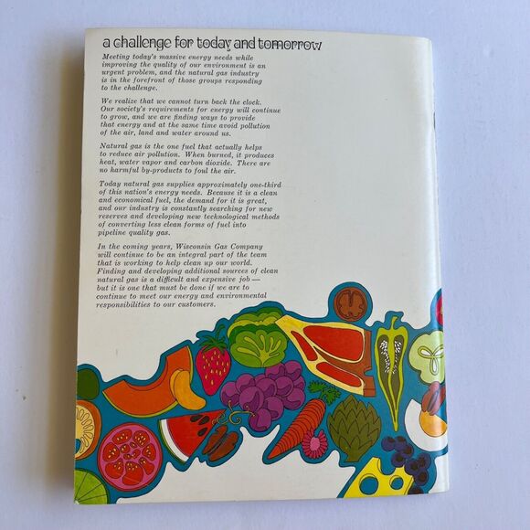 Vintage 1972 Cookbook Festive Foods Paperback with Staple Binding - Picture 11 of 11